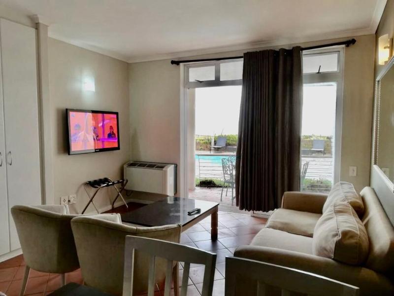 Hotel Leisure Bay Luxury 4*